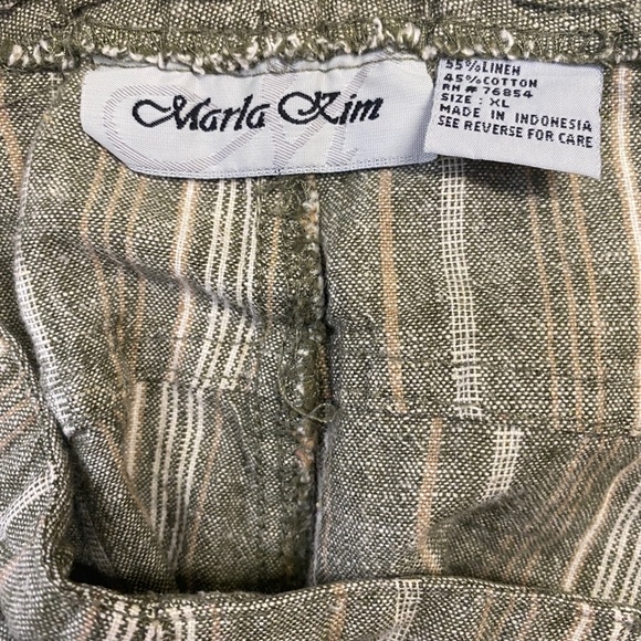 Marla Kim Vertical Striped Woven Capris (Size: XL, Color: Olive/Tan/White) - Picture 3 of 3